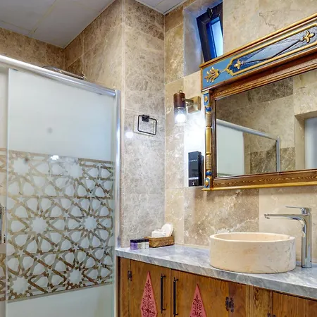 Отель Kasr-i Kapadokya Cave *