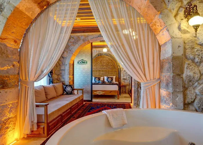 Kasr-i Kapadokya Cave * Ortahisar